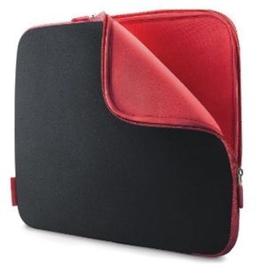 Belkin | Neoprene 17” Laptop Sleeve